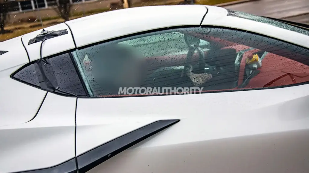 2026 Chevrolet Corvette Z06 facelift spy shots - Photo via Baldauf