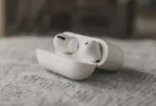 AirPods Pro 3: هل تتحول سماعات أبل إلى بديل حقيقي عن الساعة الذكية؟