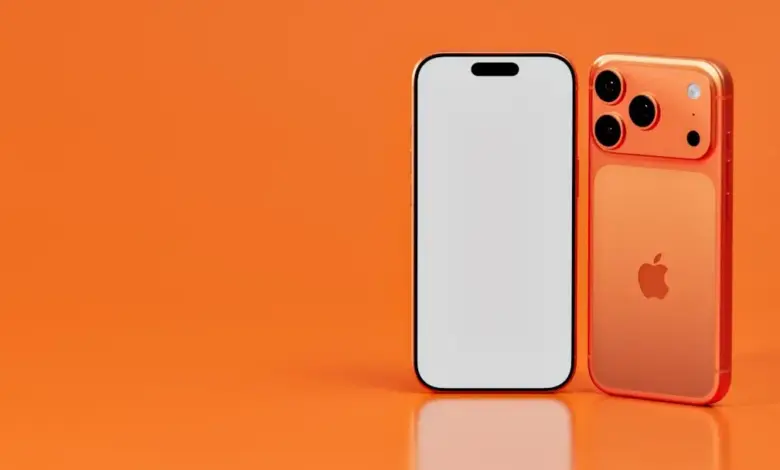 آيفون قابل للطي: كل ما تكشفه التسريبات عن iPhone Fold أو iPhone Ultra
