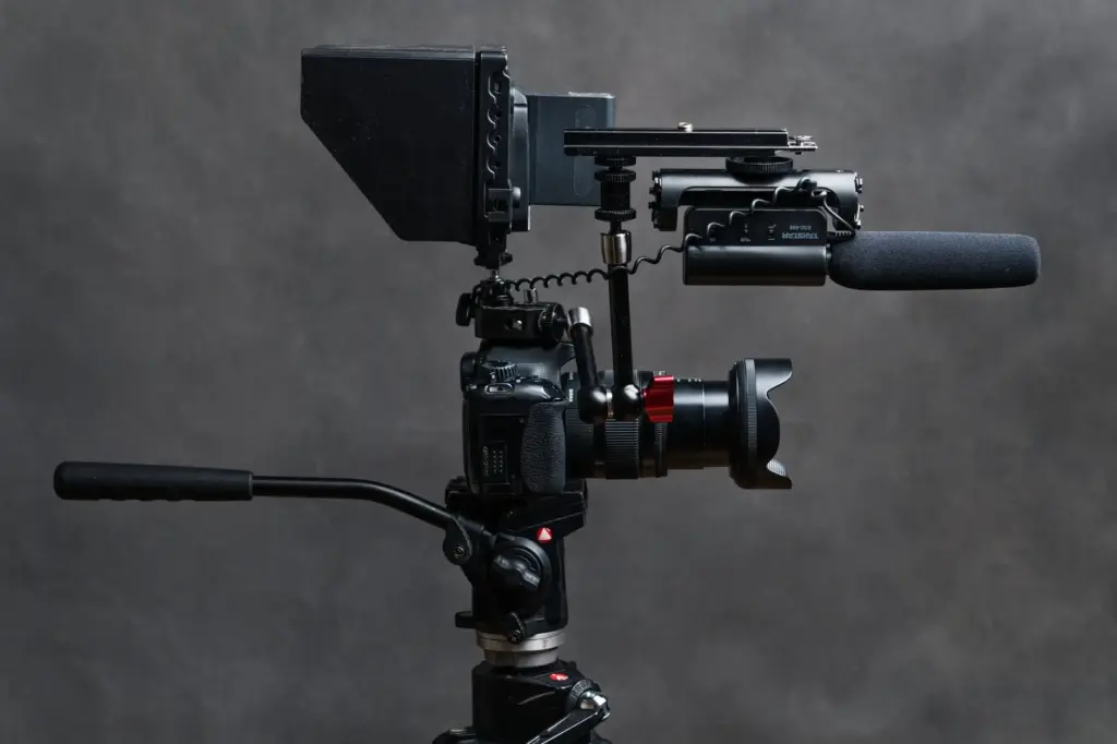 DJI Osmo Pocket 4P: هل انتهى زمن الاعتماد على كاميرا الهاتف؟