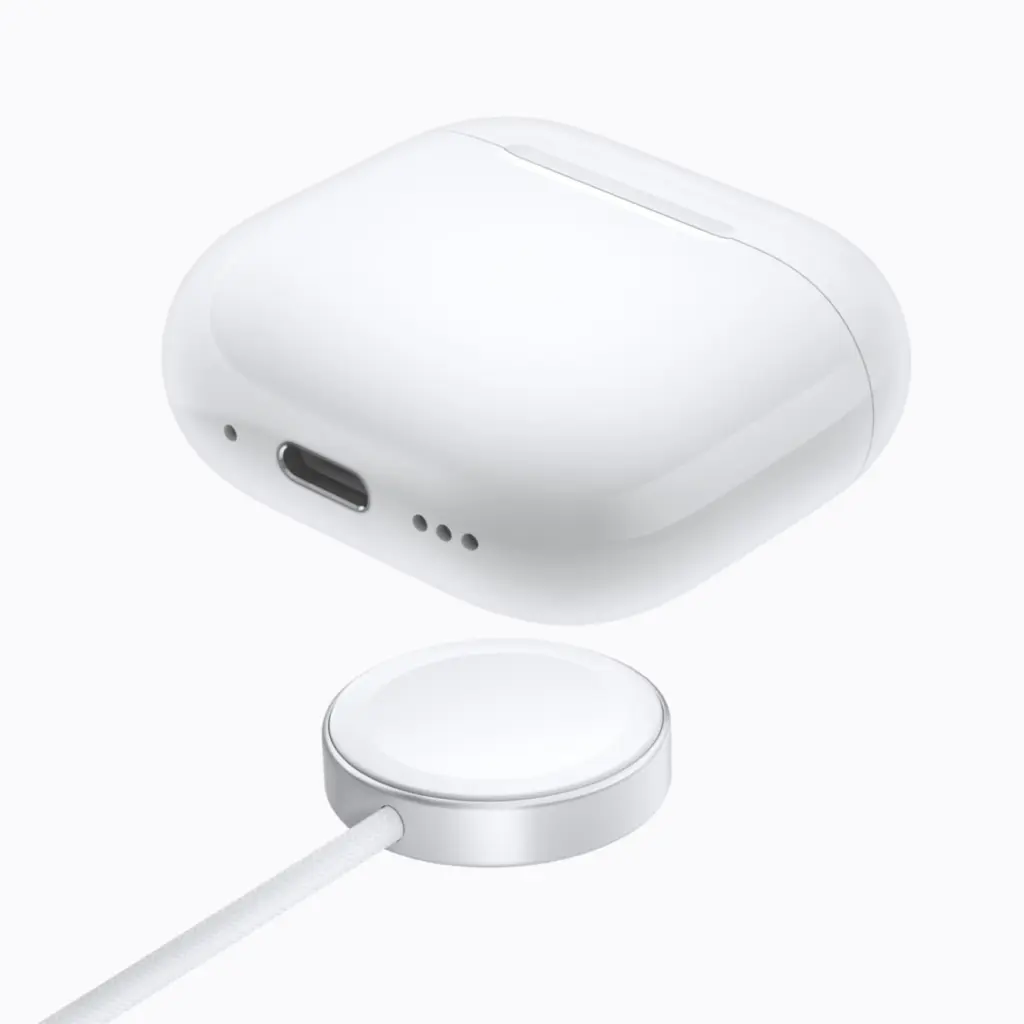 علبة الشحن اللاسلكي لسماعات AirPods 5 مع شاحن