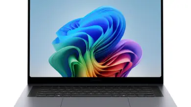 حاسوب سامسونج Galaxy Book6 Pro بشاشة AMOLED من الأمام
