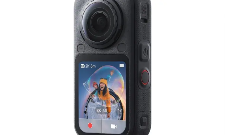 كاميرا Insta360 X6 باللون الأسود