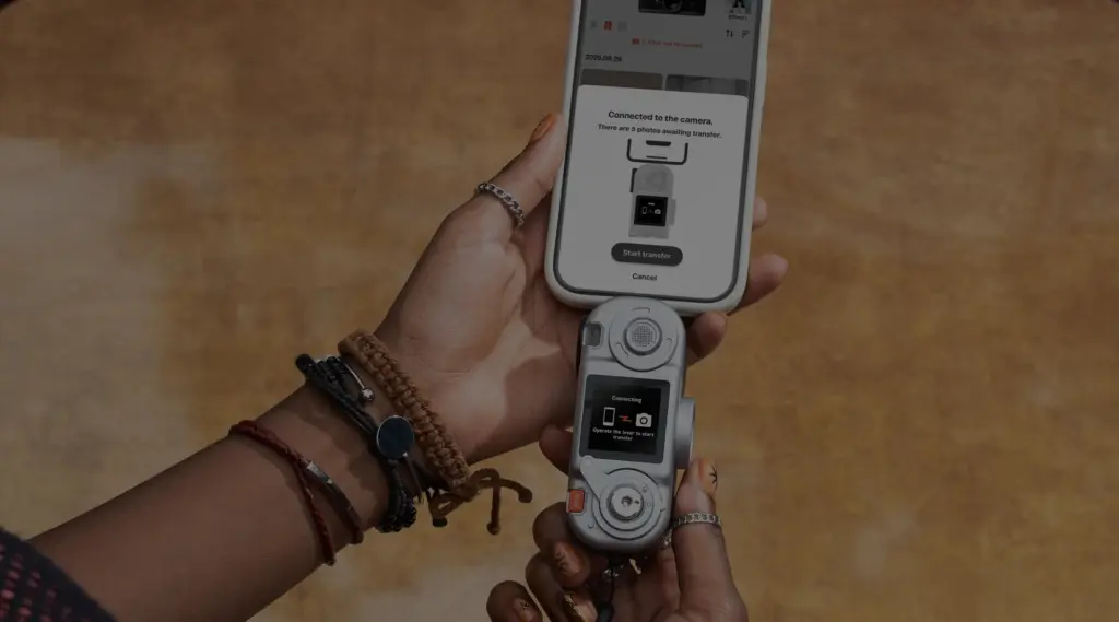 نقل صور instax Pal 2 إلى الجوال