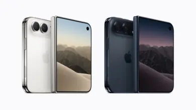 هاتف iPhone Duo القابل للطي باللونين الأبيض النجمي وسماء الليل