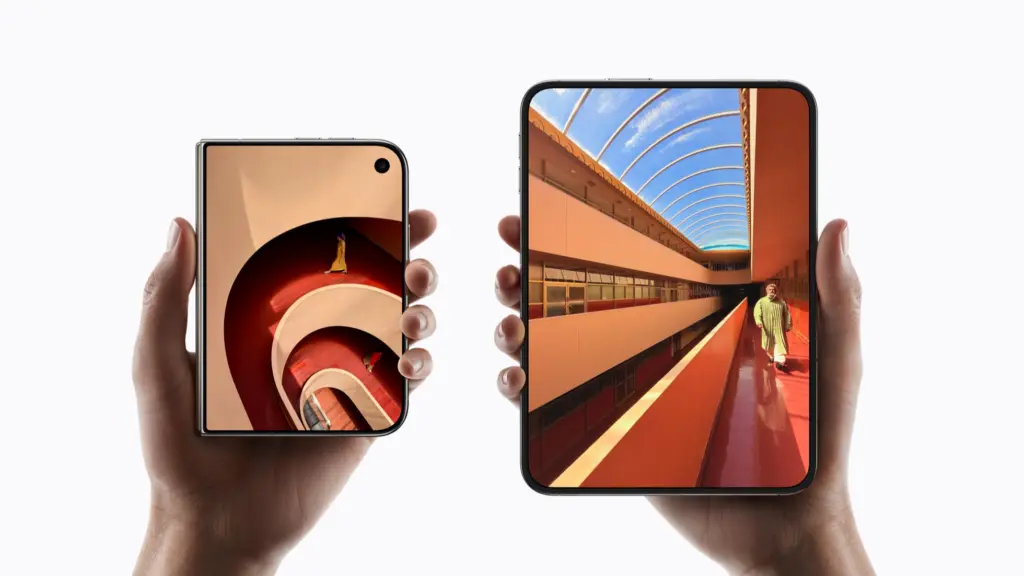 الشاشة الخارجية والشاشة الداخلية لهاتف iPhone Duo