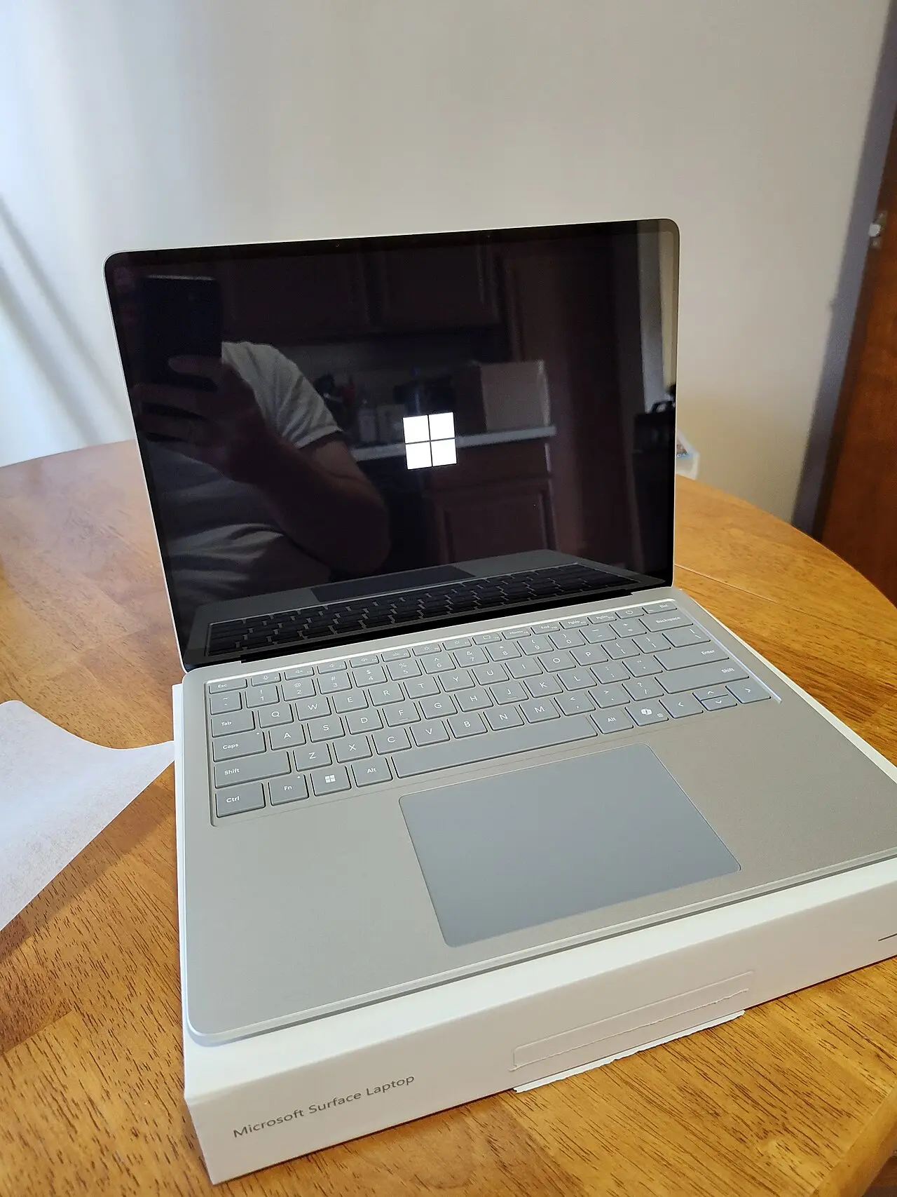 جهاز Surface Laptop 7 بنظام ويندوز 11