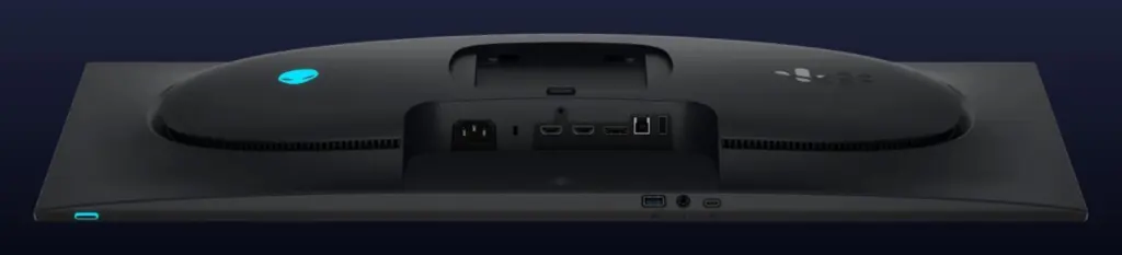 منافذ شاشة Alienware AW3226Q: DisplayPort وHDMI 2.1 وUSB