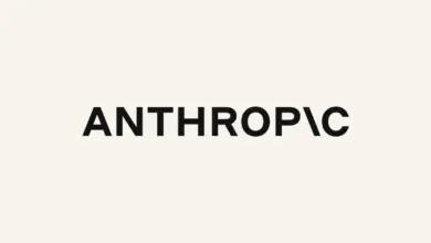 شعار Anthropic على خلفية بيج
