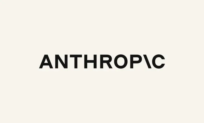 شعار Anthropic على خلفية بيج