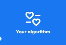 صورة Meta الرسمية لميزة Your algorithm في Facebook بخلفية زرقاء وأيقونة قلبين