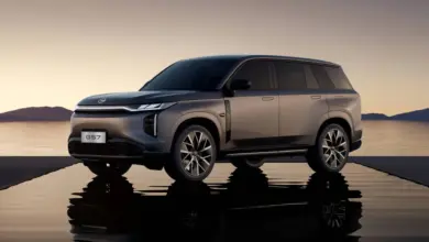 سيارة GAC GS7 PHEV الهجينة القابلة للشحن