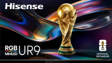 تلفزيون Hisense UR9 RGB MiniLED من الأمام