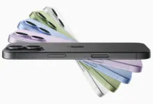 iPhone بألوان متعددة مصفوفة بوضع مائل