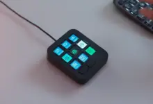 لوحة أزرار Logitech MX Keypad للمبرمجين بأزرارها المضيئة