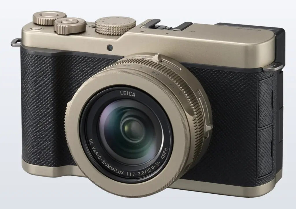 كاميرا Panasonic Lumix L10 بالنسخة Titanium Gold الخاصة