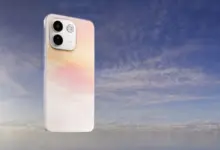 هاتف Redmi Note 17 Pro Max بلون Cloud Blush في سماء متدرجة
