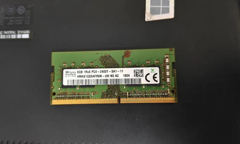 شريحة ذاكرة SK hynix سعة 8 جيجابايت من نوع SO-DIMM للابتوب