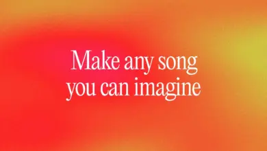 خلفية برتقالية متدرجة عليها شعار Suno وعبارة Make any song you can imagine