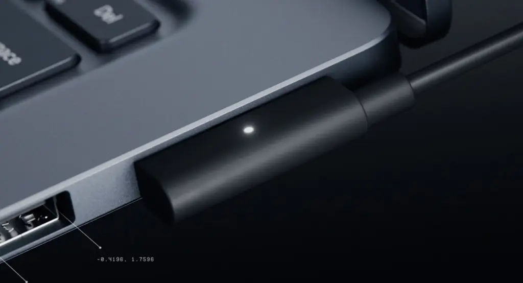 شاحن Magnetic Connect المغناطيسي في Surface Laptop Ultra