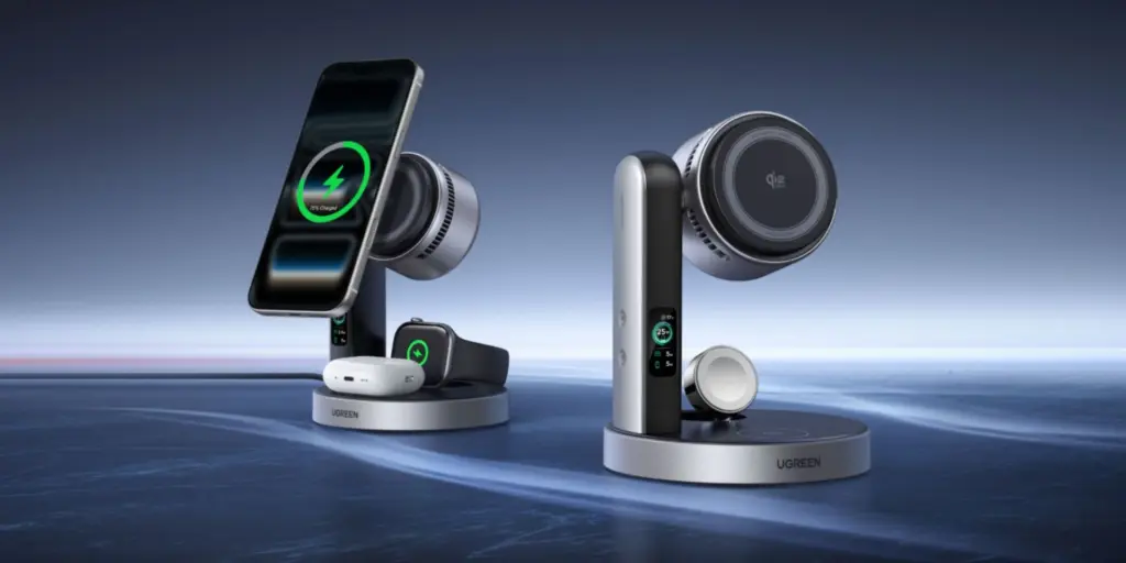 حامل UGREEN MagFlow Pro للشحن الثلاثي بجوار شاحن مطوي