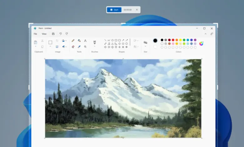 شريط تسجيل أداة القصاصة فوق نافذة Paint في ويندوز 11