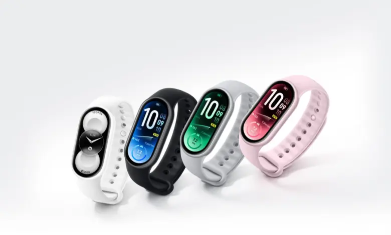 أربعة أساور Xiaomi Smart Band 11 بألوانها