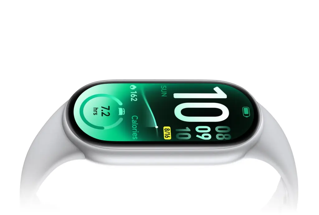 سوار Xiaomi Smart Band 11 الفضي بشاشة خضراء
